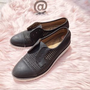 Natural Soul | Naturalizer Black Loafers Oxfords